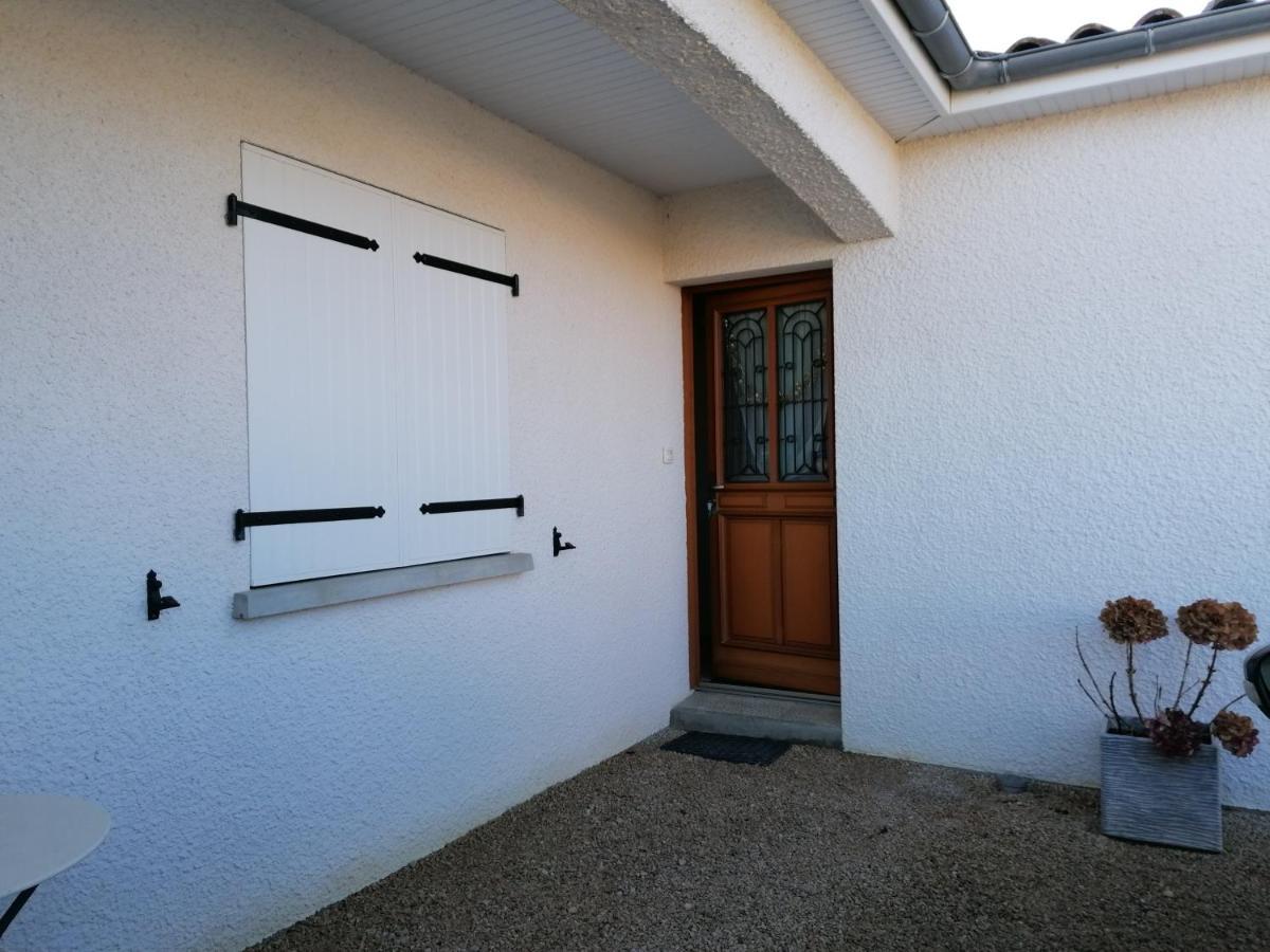Maison D'Hotes Saint-Julien-l'Ars Exteriör bild